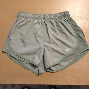 Nike: Woman’s 3” Tempo Running Shorts